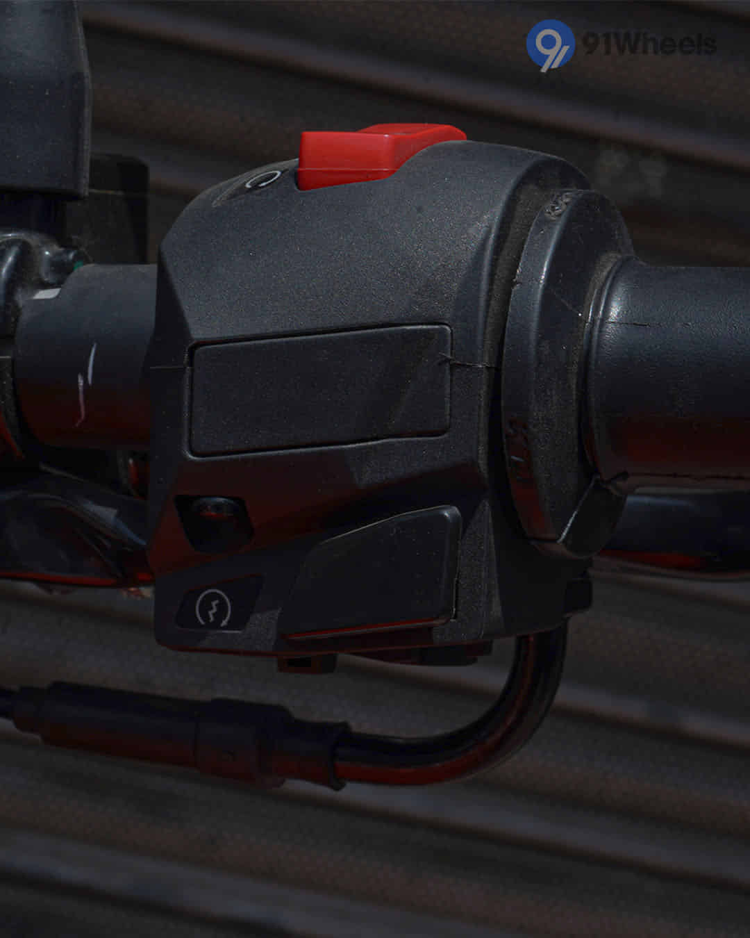 Multifunction Switchgear Right