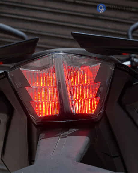 Duke 200 Tail Light