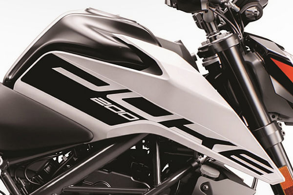 Ktm duke deals 200 standard price