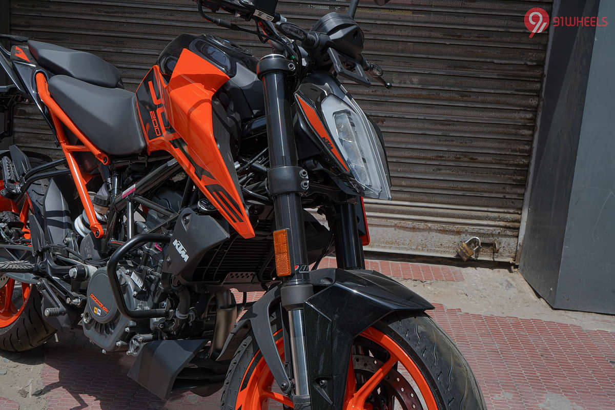 KTM Duke 200 Side Fairing