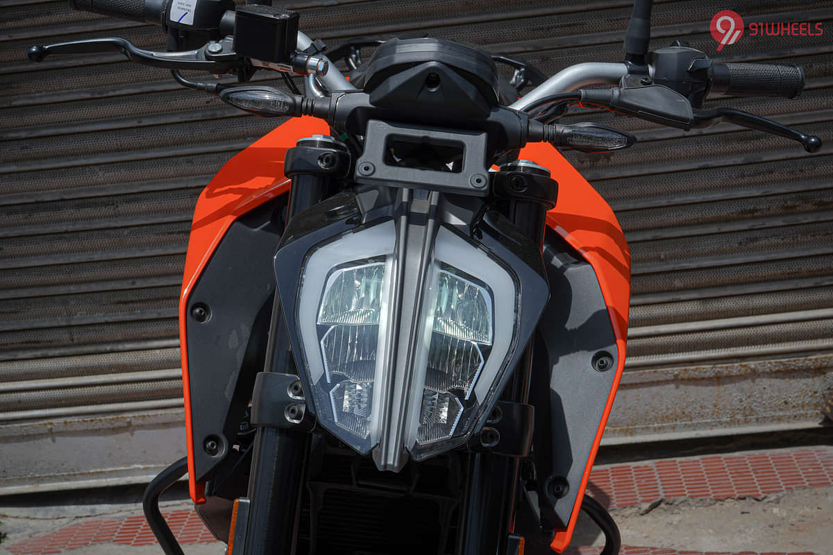 KTM Duke 200 Head Light