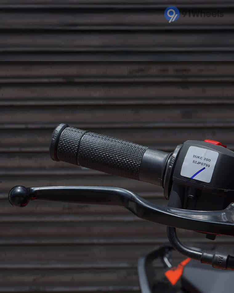 Handlebar & Console Area - 13