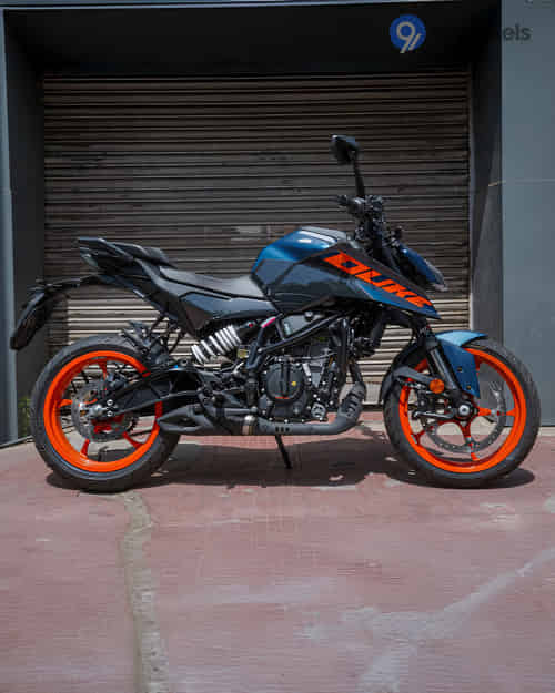 KTM 250 Duke KTM 250 Duke