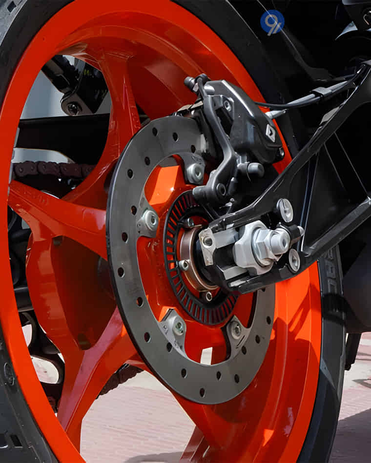 Wheels & Suspension - 6
