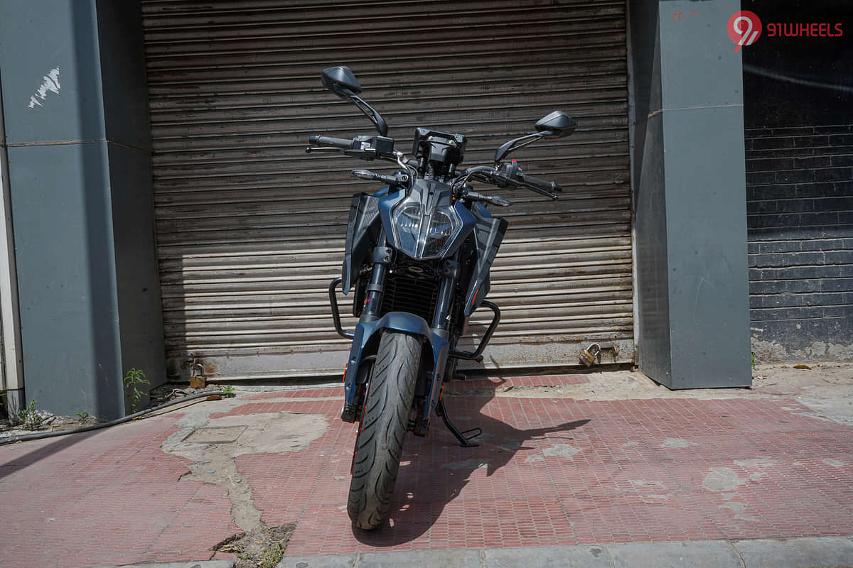 KTM 250 Duke Front View