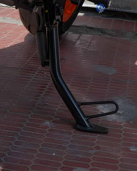 250 Duke Side stand