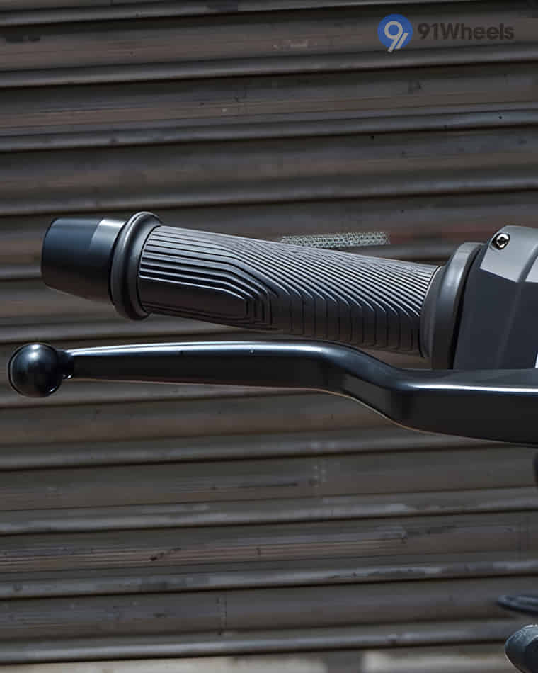 Handlebar & Console Area - 12