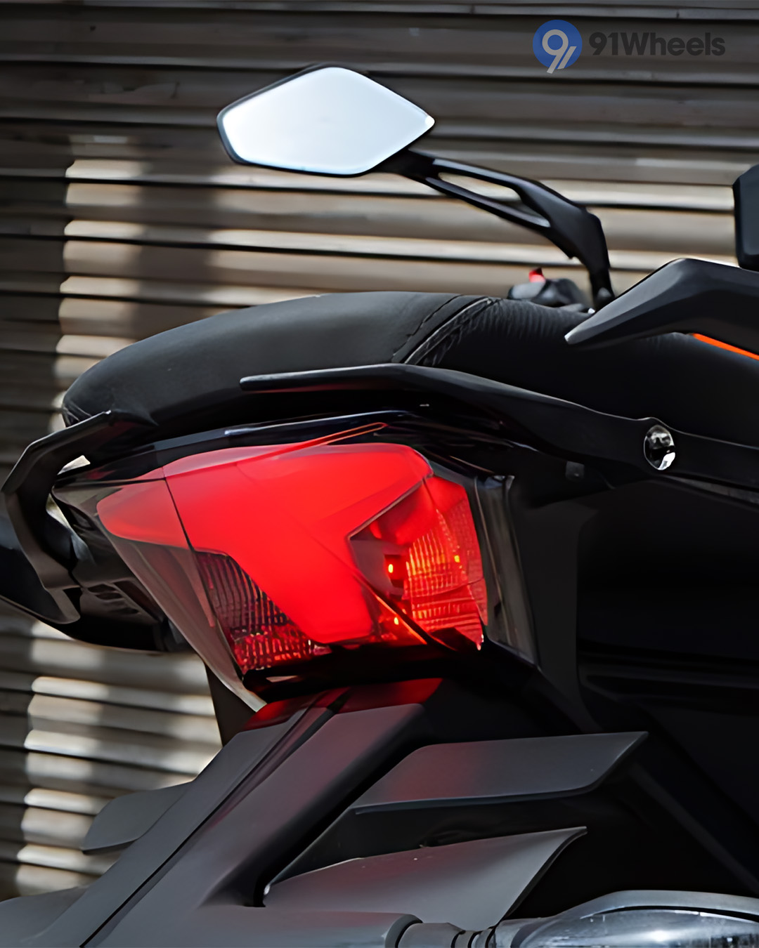 KTM 390 Duke image