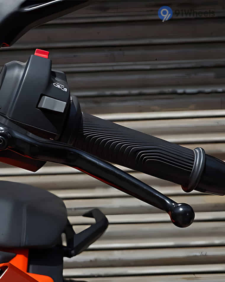 Handlebar & Console Area - 5