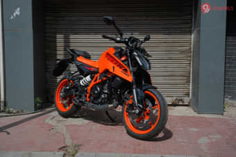 KTM 390 Duke Right Front Three Quarter KTM 390 Duke Right Front Three Quarter