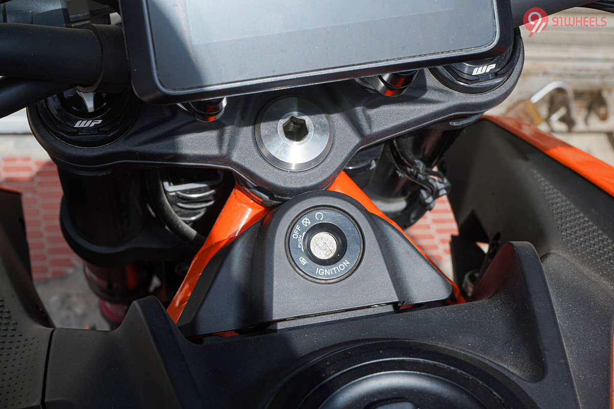 KTM 390 Duke Steering Lock