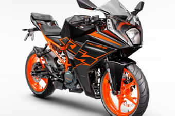 KTM RC 125 2022-2025 Right Front Three Quarter KTM RC 125 2022-2025 Right Front Three Quarter