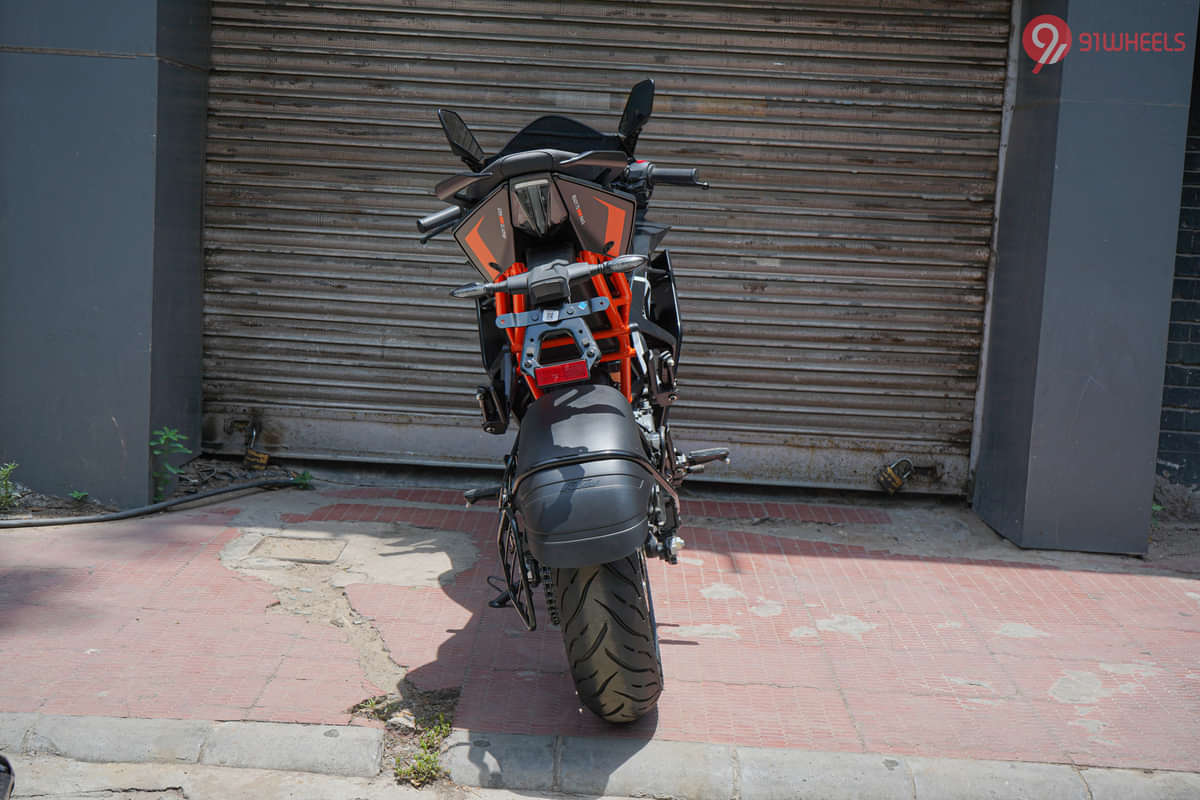 KTM RC 200 Rear View
