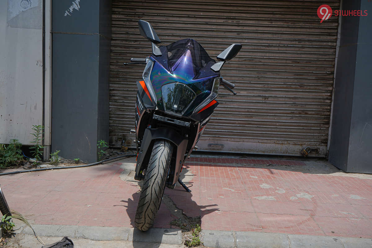 KTM RC 200 Front View