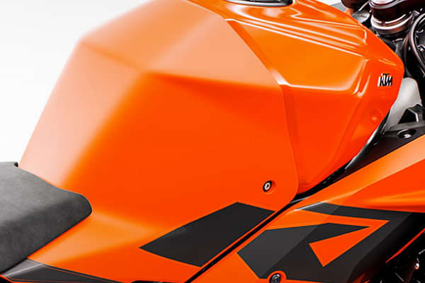 KTM RC 390 Fuel Tank