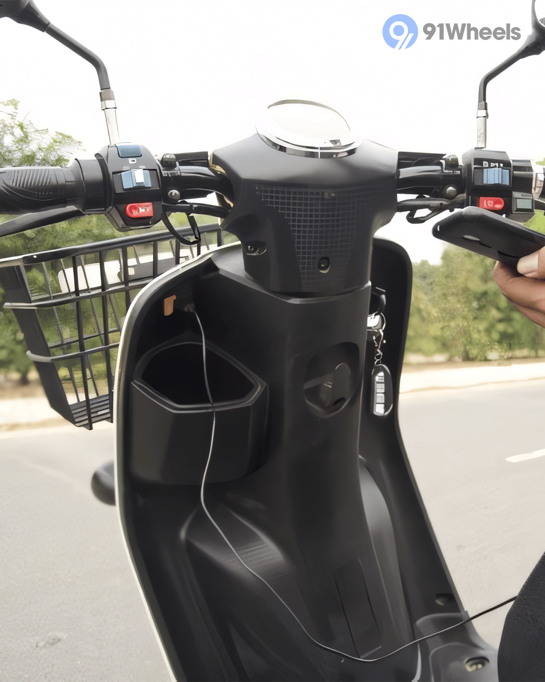 Front Body & Wheels - 1