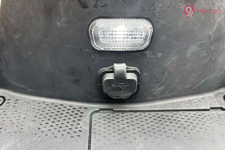 Matter Aera USB Port