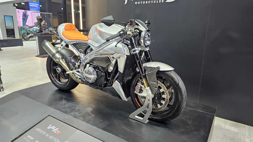 Norton Motorcycles V4CR Right Front Three Quarter Norton Motorcycles V4CR Right Front Three Quarter