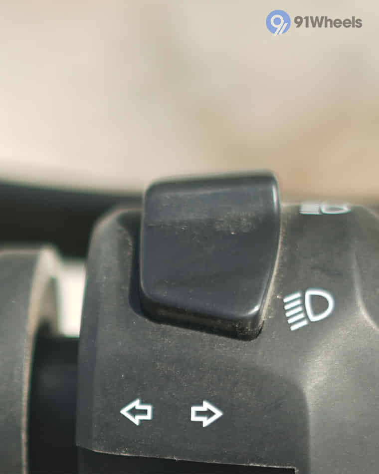 Handlebar & Console Area - 1