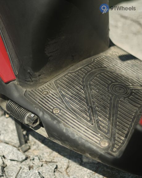 Numeros Diplos Floorboard
