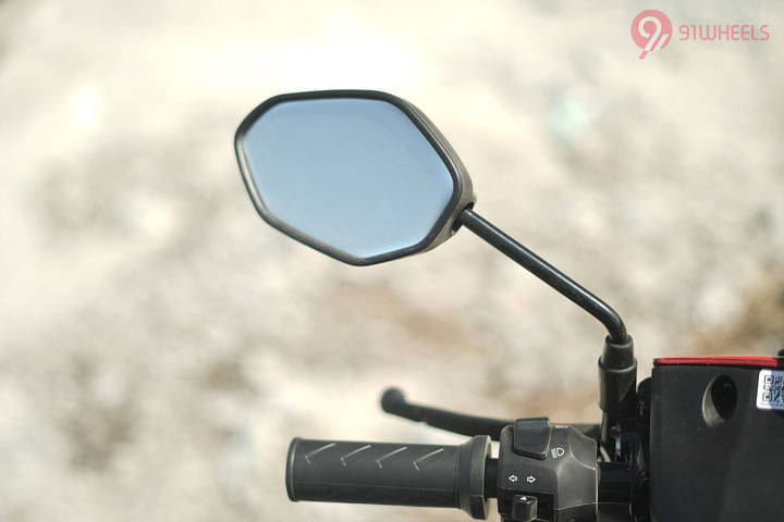 Numeros Diplos Rear View Mirror