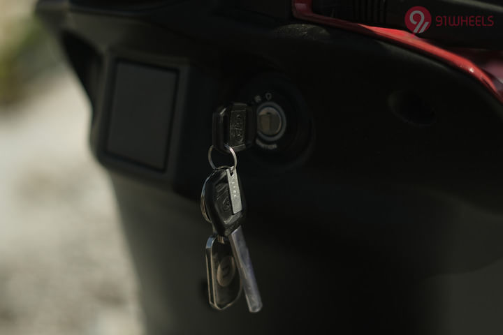 Numeros Diplos Steering Lock