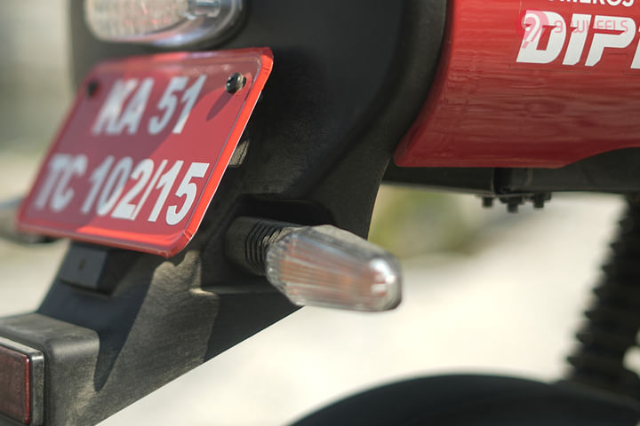 Numeros Diplos Rear Turn Indicators
