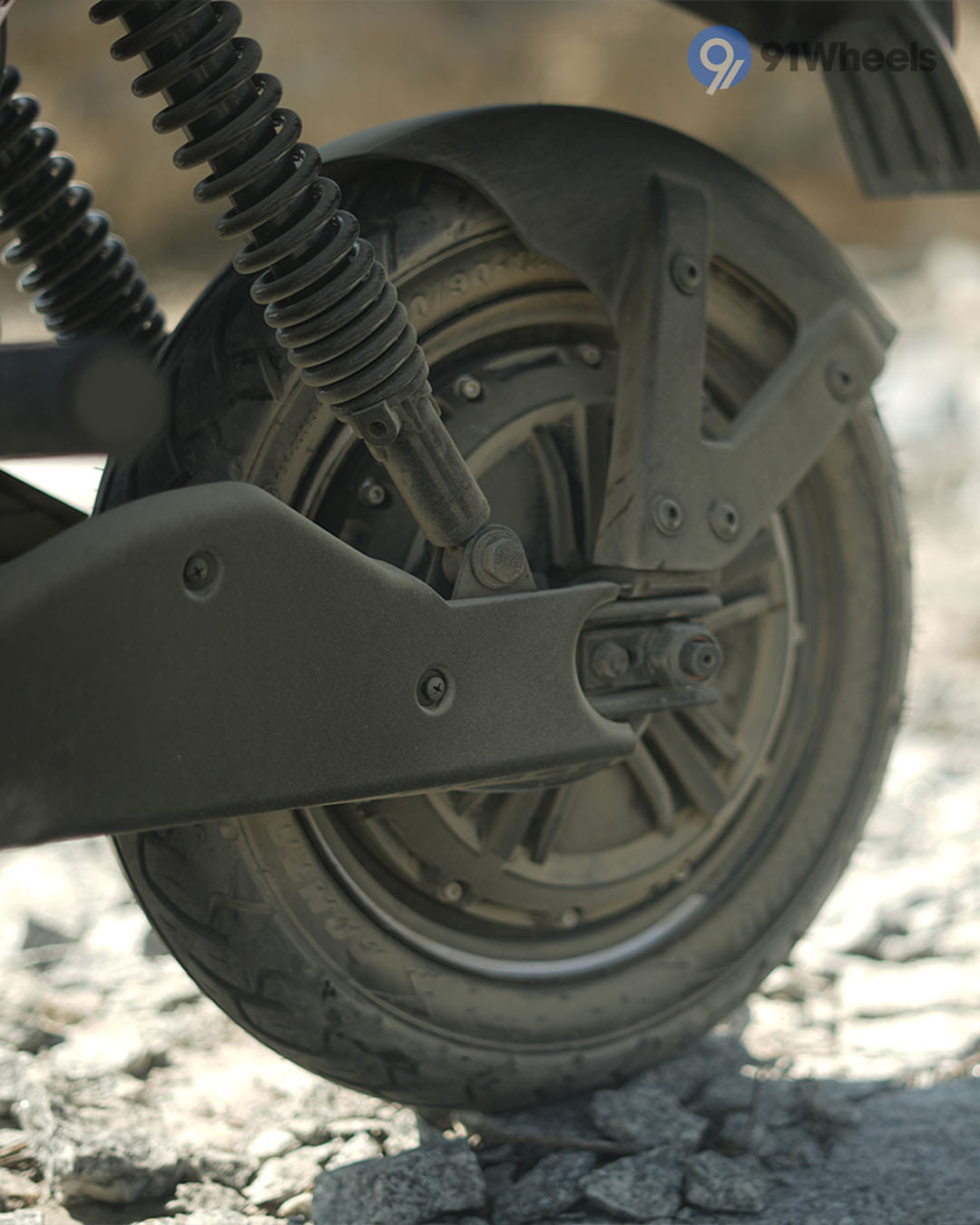 Front Body & Wheels - 3