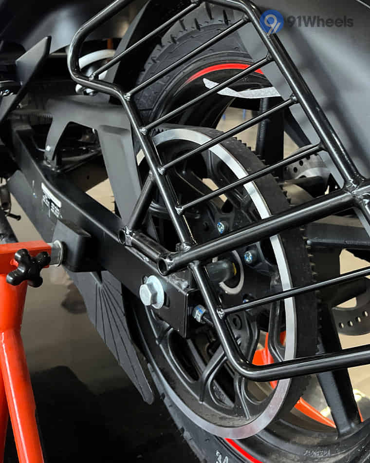 Wheels & Suspension - 9