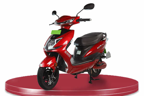 Okaya Electric Faast 4 Left Front Three Quarter Okaya Electric Faast 4 Left Front Three Quarter