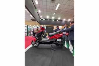 Okaya Electric Ferrato Defy 22 Left Side View Okaya Electric Ferrato Defy 22 Left Side View