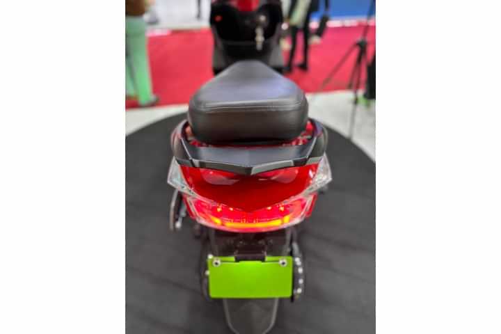 Okaya Electric Ferrato Defy 22 Grab Rail Okaya Electric Ferrato Defy 22 Grab Rail