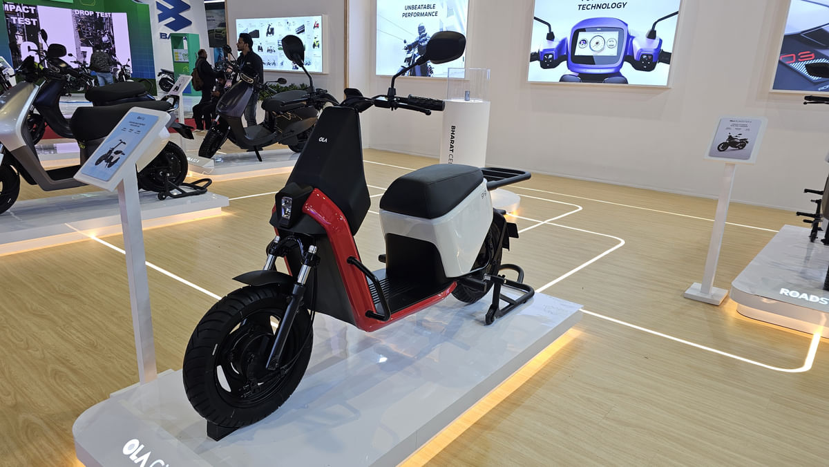Ola Electric Gig Left Front Three Quarter