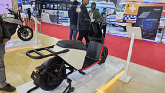 Ola Electric Gig 2024-2025 Right Rear Three Quarter Ola Electric Gig 2024-2025 Right Rear Three Quarter