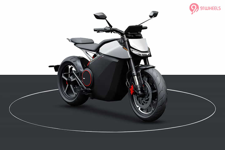 Ola Electric Roadster Pro Right Front Three Quarter Ola Electric Roadster Pro Right Front Three Quarter