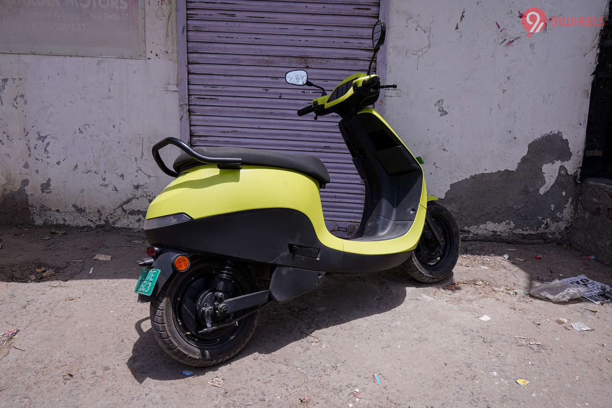 Ola Electric S1 Air Right Rear Three Quarter