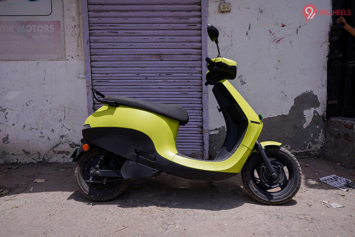 Ola Electric S1 Air Right Side View