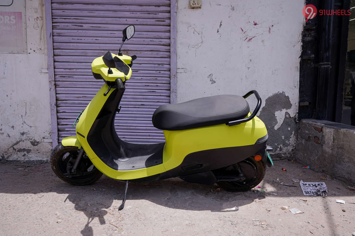 Ola Electric S1 Air Left Side View