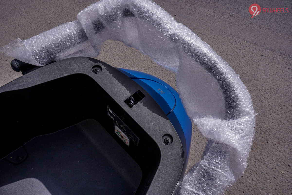 Ola Electric S1 Pro Gen 2 Seat Remove/Fix Lock