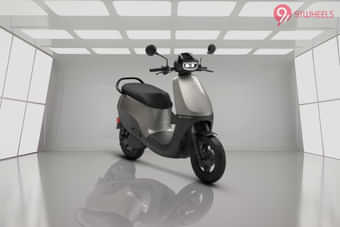 Ola Electric S1 X Gen 2 2023-2025 Right Front Three Quarter Ola Electric S1 X Gen 2 2023-2025 Right Front Three Quarter