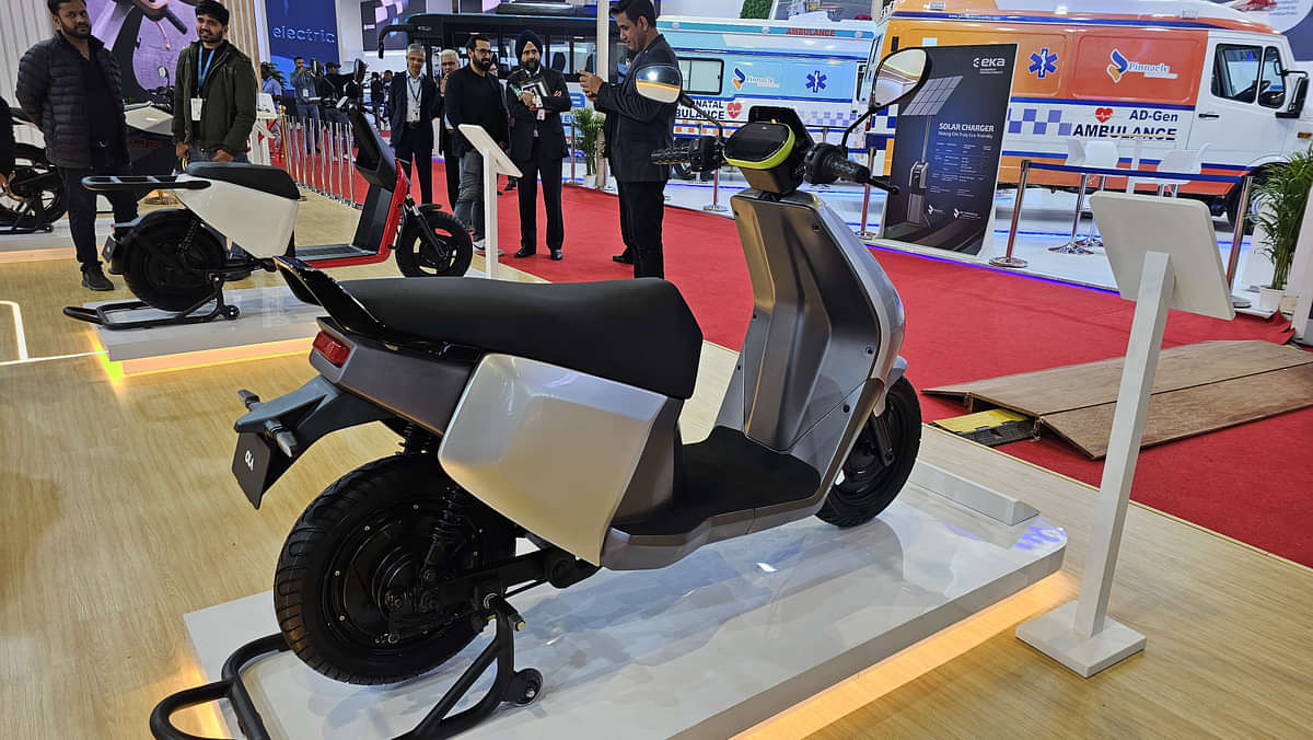 Ola Electric S1 Z Right Rear Three Quarter