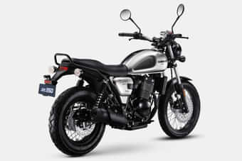 QJ Motor SRC 250 Right Rear Three Quarter QJ Motor SRC 250 Right Rear Three Quarter