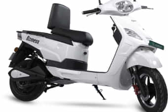 Quantum Energy Bziness Right Front Three Quarter Quantum Energy Bziness Right Front Three Quarter