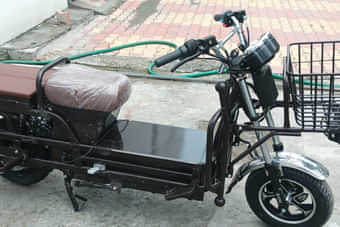 RBSEVA RBS250 Loader Right Front Three Quarter RBSEVA RBS250 Loader Right Front Three Quarter