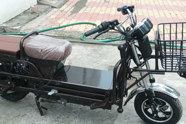 RBSEVA RBS250 Loader Right Front Three Quarter RBSEVA RBS250 Loader Right Front Three Quarter