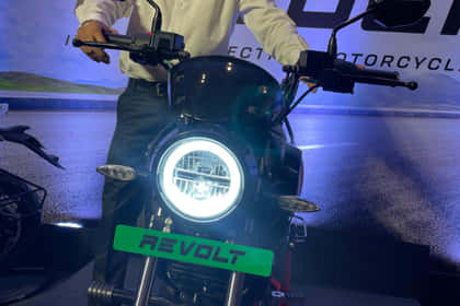 Revolt Motors RV1 Price 2024 | Bike Images, Mileage & Colours