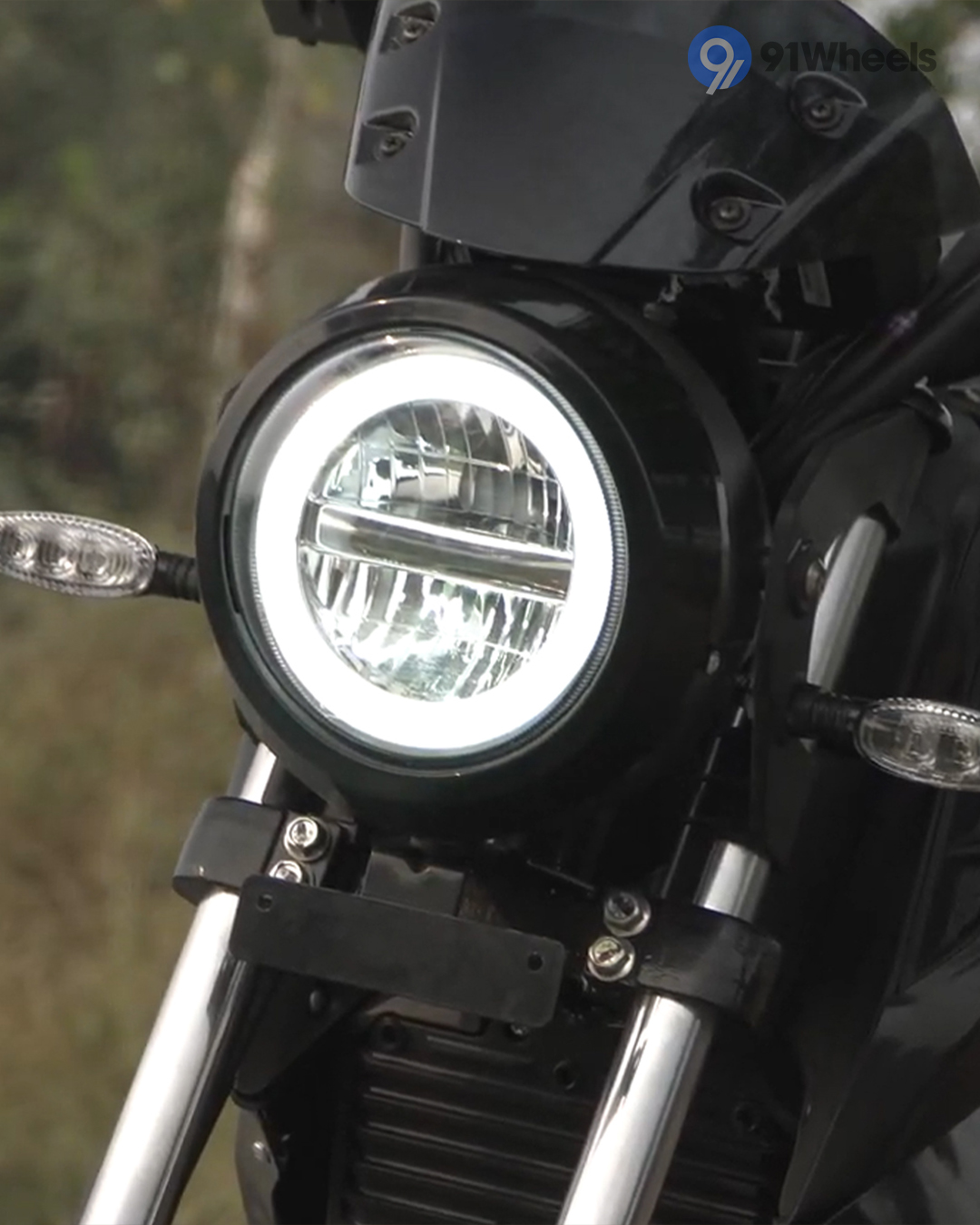 Revolt Motors RV1 image