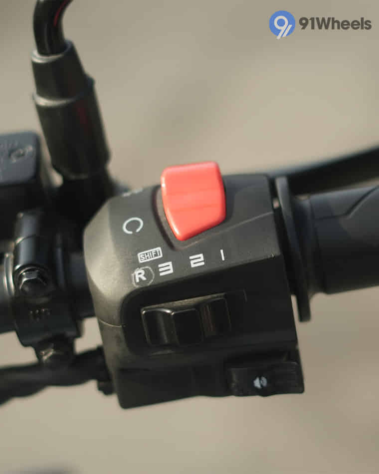 Handlebar & Console Area - 4