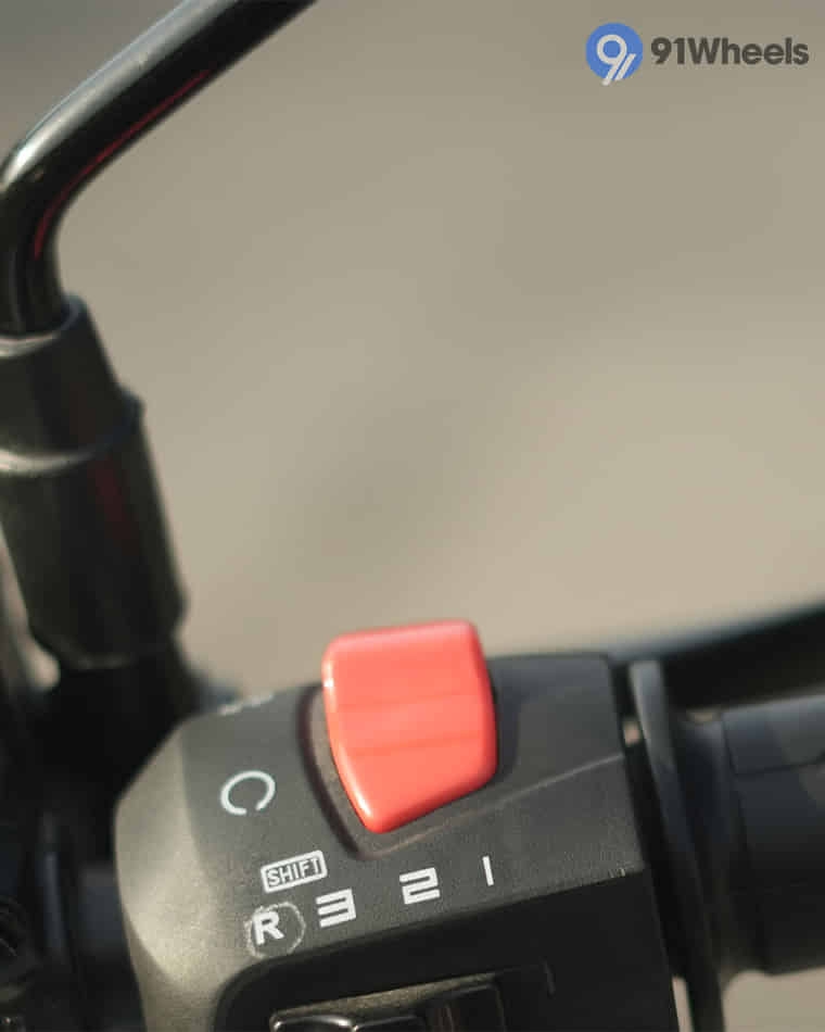 Handlebar & Console Area - 6