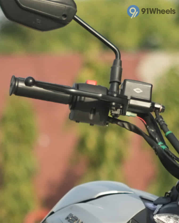 Handlebar & Console Area - 8